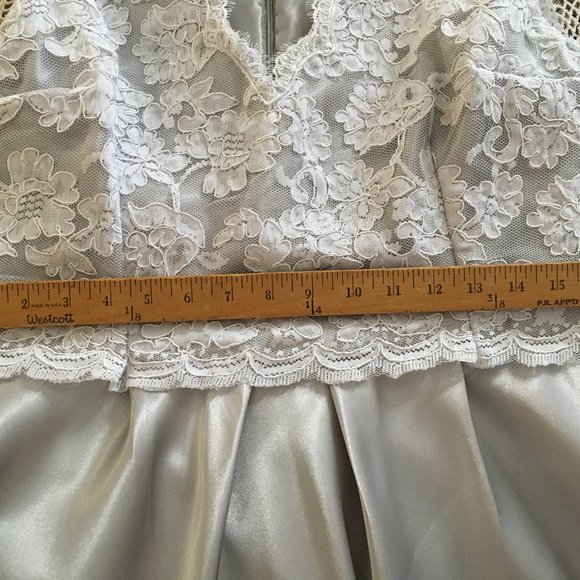 Bridal MOB Dress Silver Satin White Lace V-neck Dress Size 10 Medium - Picture 9 of 16